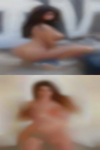 ZollieWilliams, woman looking for